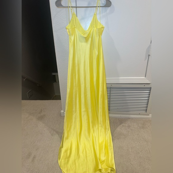 Banana Republic Dreamer Silk Maxi Dress in Yellow Size Small - Picture 4 of 7